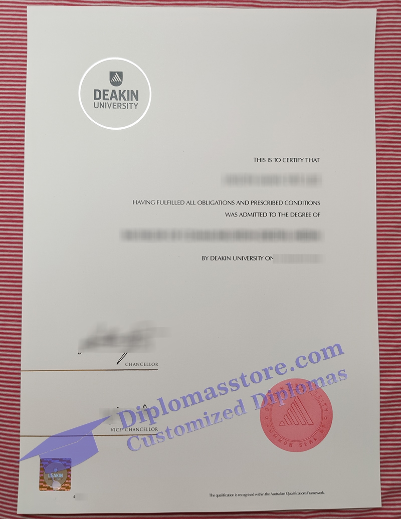 Deakin University diploma, Deakin University degree,